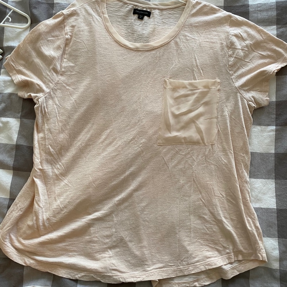 Pink tee shirt
